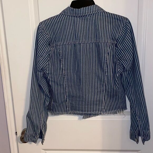 BlankNYC | Pale Rails Raw Edge Striped Jacket | Size Small - Picture 7 of 8
